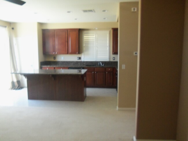 Foto del edificio - North Natomas 4/2.5 w Loft!  GREAT house w...