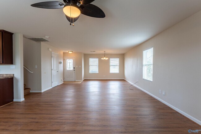 Foto del edificio - 3474 Avalon Lake Dr SW