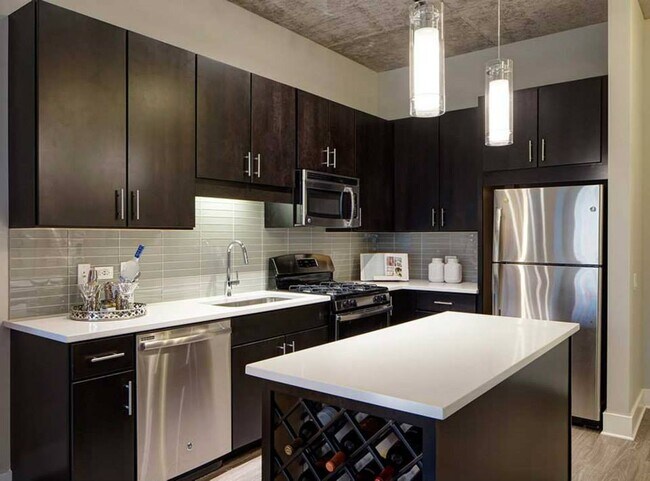 Foto del edificio - 807 S Clark St