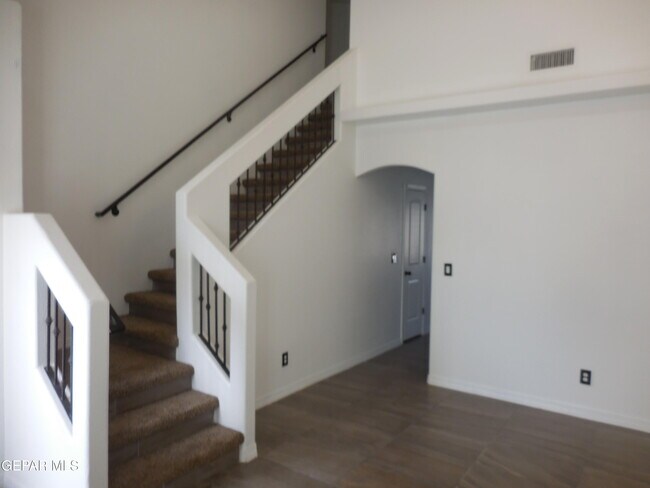 Foto del edificio - 3143 Red Maple