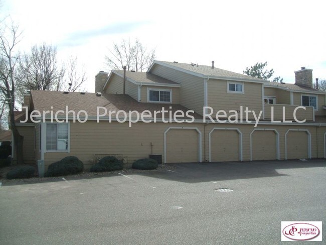 Foto del edificio - 8422 Everett Way