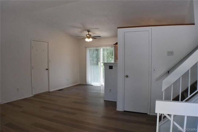 Building Photo - 4585 Gatewood Dr