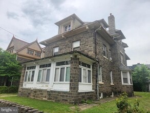 Building Photo - 5029 Penn St