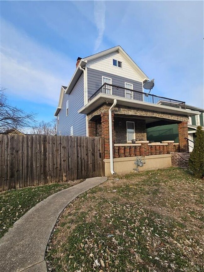 Foto del edificio - 925 Xenia Ave