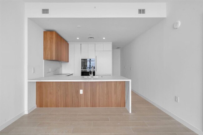 Foto del edificio - 1400 Biscayne Blvd