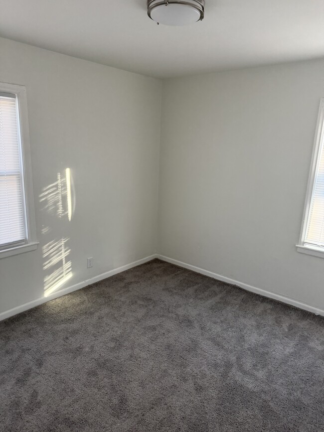 Building Photo - 1910 10th St