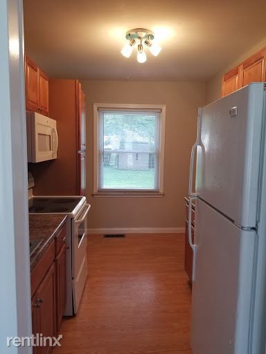 Building Photo - 2 br, 1 bath House - 1545 E Granet Ave