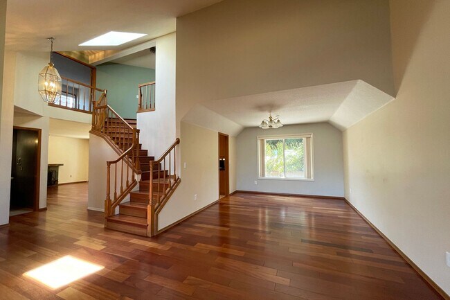 Foto del edificio - Gorgeous Beaverton home available with att...