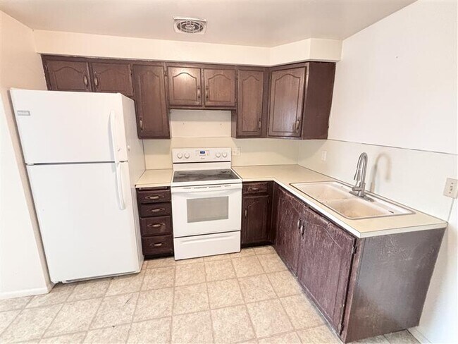 Foto del edificio - 258 N 400 W St