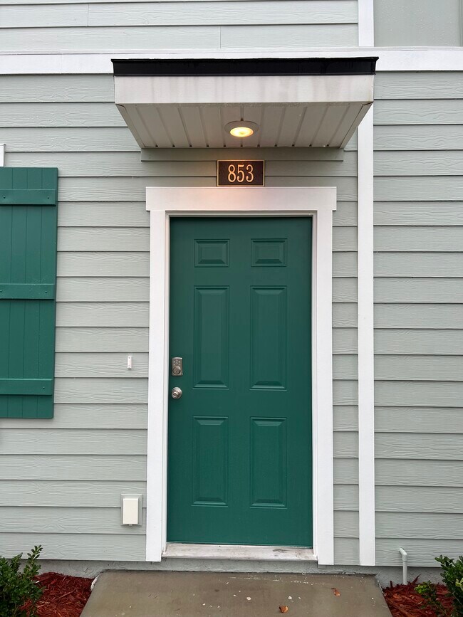 Building Photo - 853 Gate Run Rd