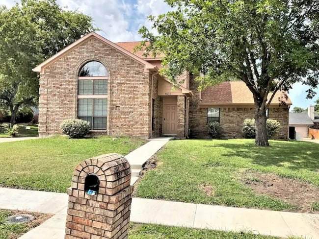 Foto del edificio - 1803 Shoreline Dr