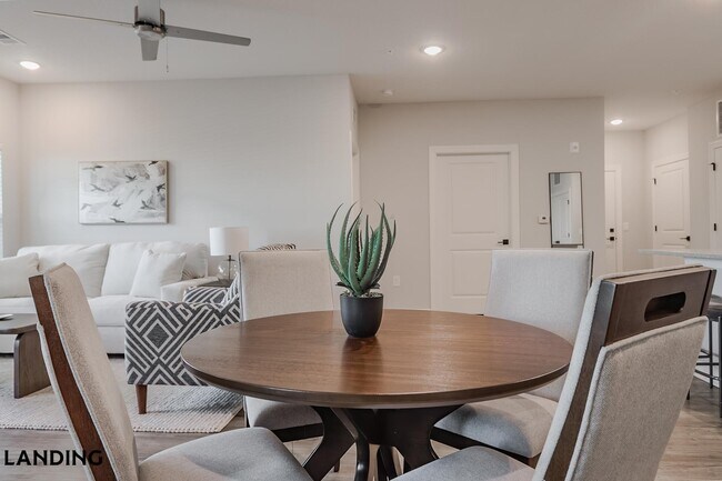 Building Photo - 5001 Willowgate Lp