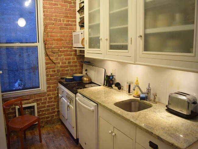 Foto del edificio - 191 E 93rd St