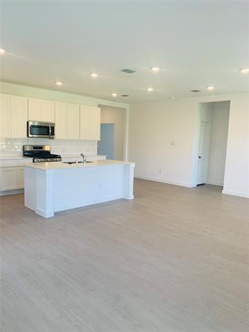 Foto del edificio - 1808 Alpine Larch Ln