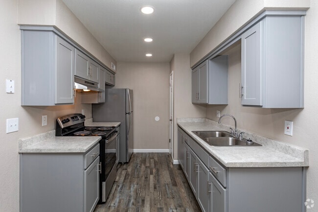 2 habitaciones, 1 baño - 958 pies cuadrados - Cocina - Meadowbrook Apartments