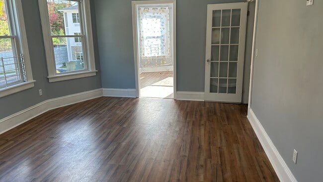 Foto del edificio - 20 Myrtle Ave