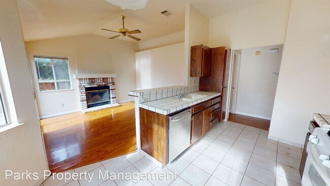 Building Photo - 3 br, 2 bath House - 1941 Beringer Way