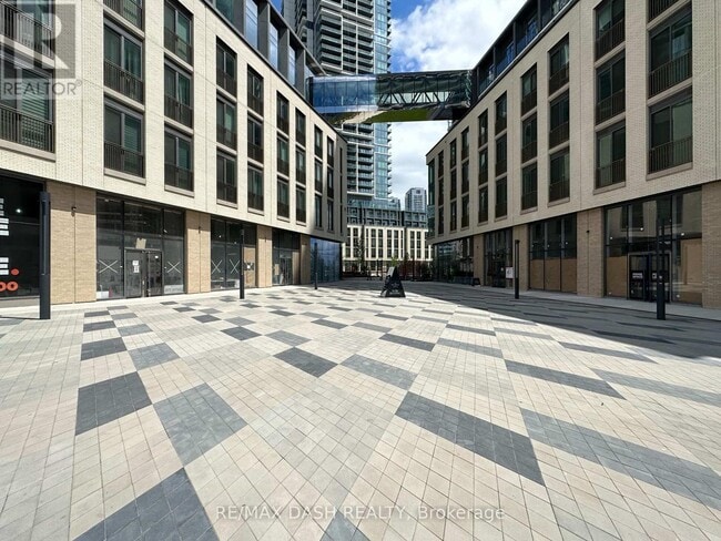 Building Photo - 1000 Portage Pkwy