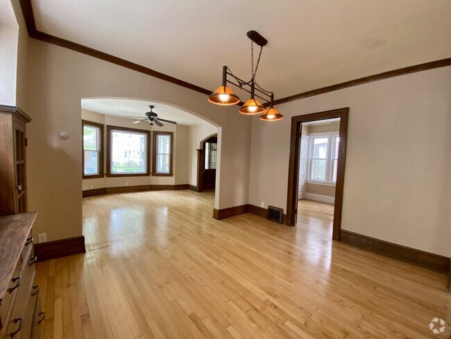 Building Photo - 1546 N 48th St