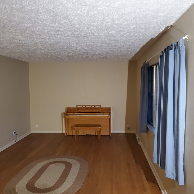 Foto del edificio - 3854 Fairview Rd