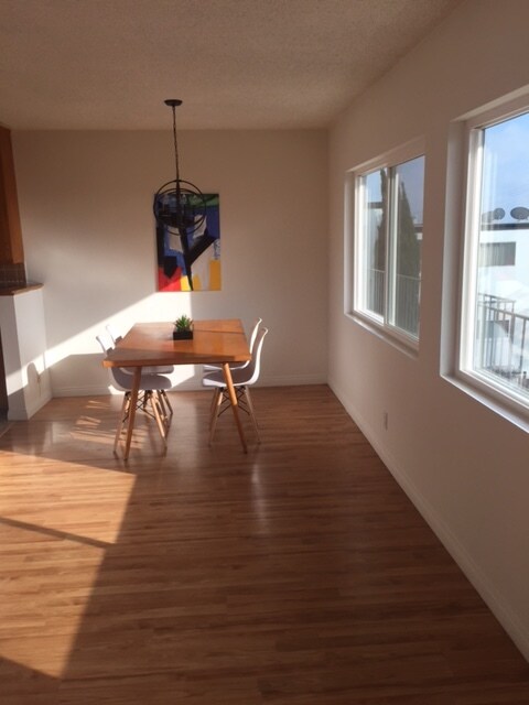 Building Photo - 3430 S Centinela Ave