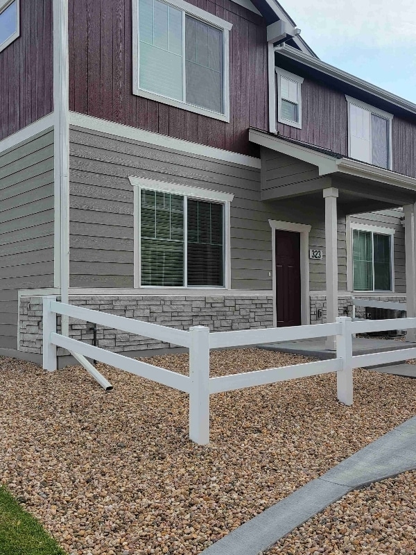 Building Photo - 323 Condor Wy