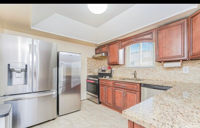 Foto del edificio - 31 Greentree Ln