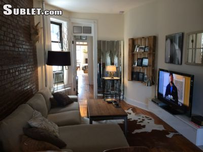 Building Photo - 307 W 90th St