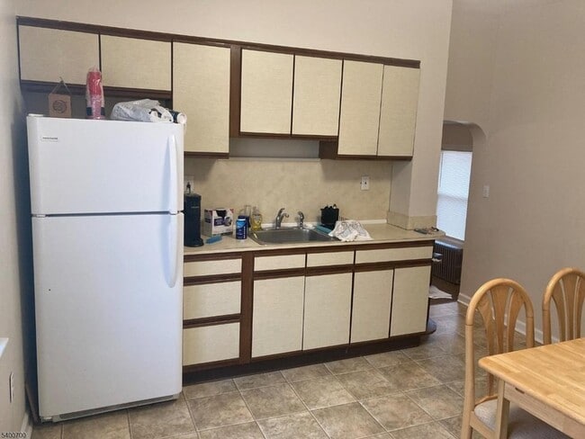 Photo - 132 Stevens Ave Apartment