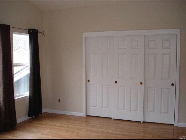 Building Photo - 4247 Flat Rock Cir