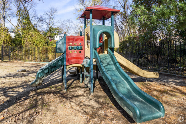 Playground - Cherry Pointe Apartments