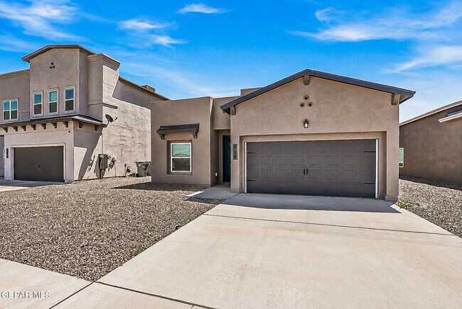 Foto del edificio - 928 Keenland Ave