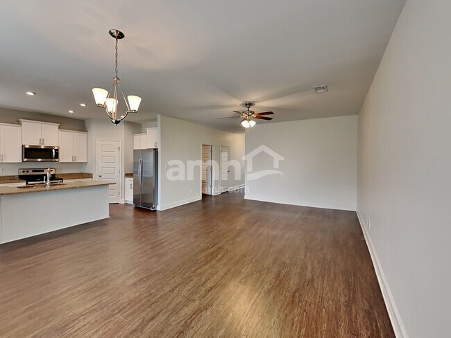 Foto del edificio - 5018 Mountain Springs Rd