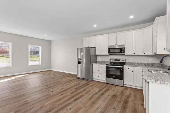 Building Photo - 317 Ivanhoe Ave