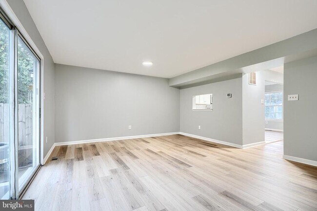 Foto del edificio - 28 Sandstone Ct