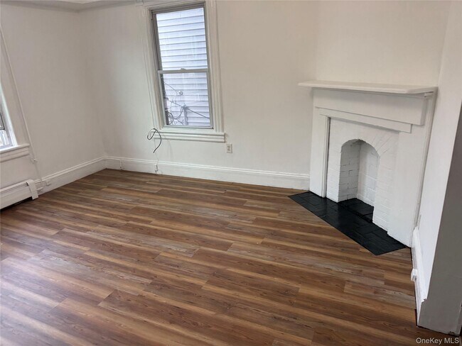 Foto del edificio - 245 Hudson St