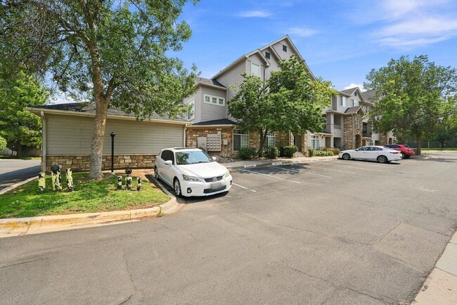 Photo - $2,030.95, 2 Beds - 2.5 Bath, Condo in Denver with Central A/C!