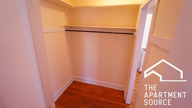 Foto del edificio - 3310 W Schubert Ave