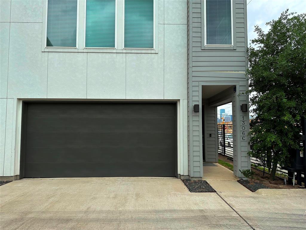 Foto principal - 1306 Hussion St