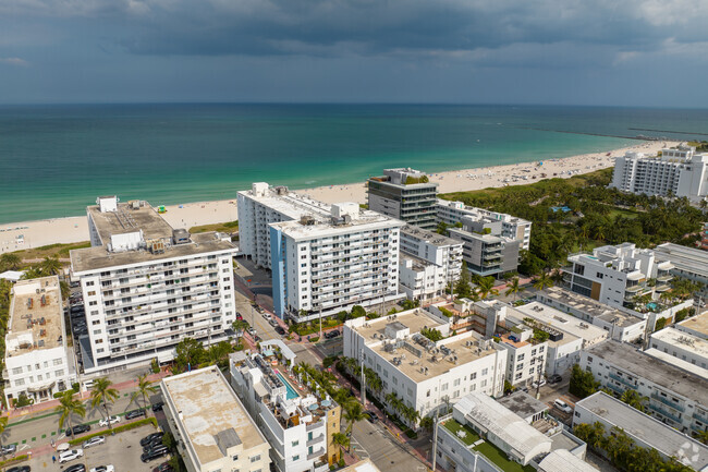 Building Photo - Ocean Point Condominium