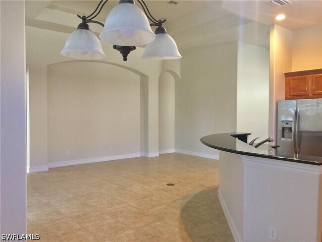 Building Photo - 6473 Caldecott Dr
