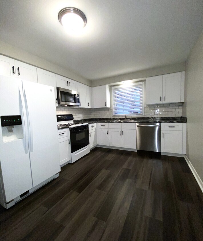 213 Magnolia Ave, East Rochester, NY 14445 Townhome Rentals in East