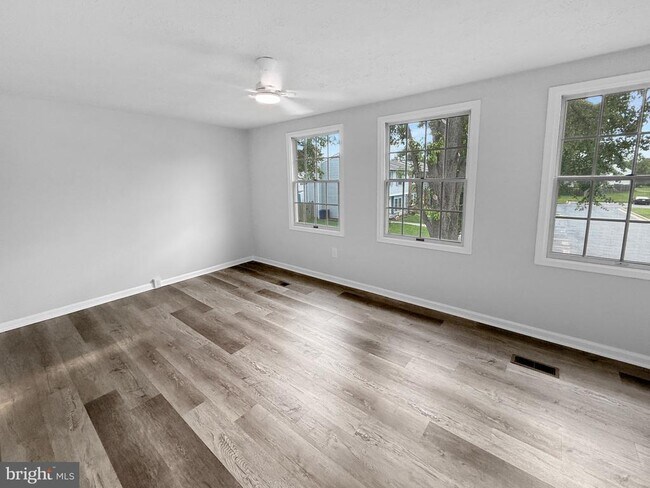 Foto del edificio - 6723 Kernel Ct