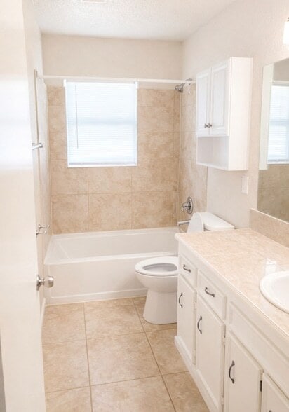 Building Photo - 6315 Rosemary Ln