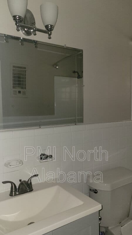 Foto del edificio - 3815 Mc Vay St SW
