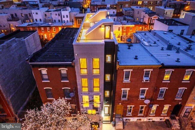 Foto del edificio - 1623 Christian St