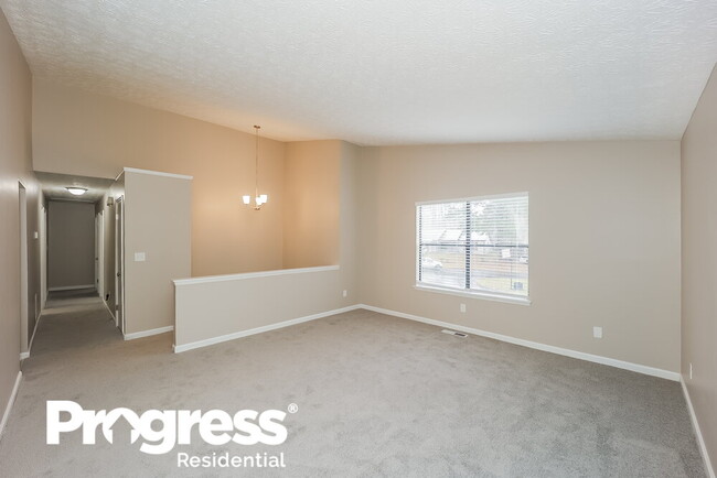 Building Photo - 435 Hickory Fork Ct