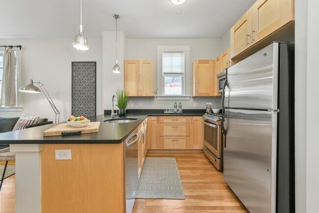 Foto del edificio - 80 Webster Ave