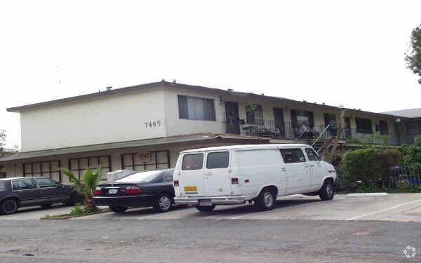 Building Photo - Pacific Daytona Apartments