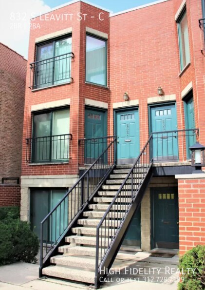 Foto principal - 832 S Leavitt St